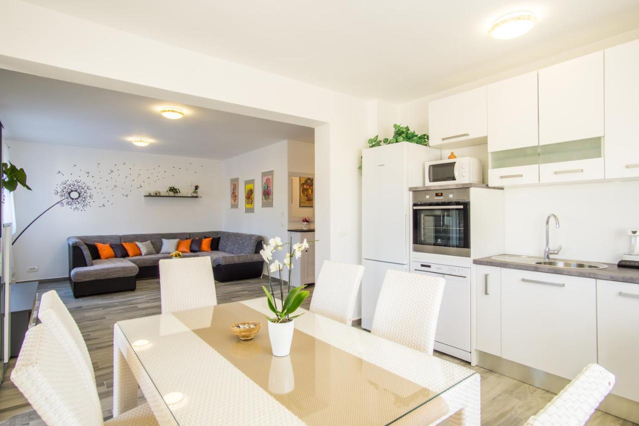 Casa Matea - 90 M From The Sea, New Private Swimming Pool Apartment Pula Bagian luar foto